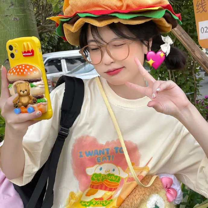 公园里的女孩
